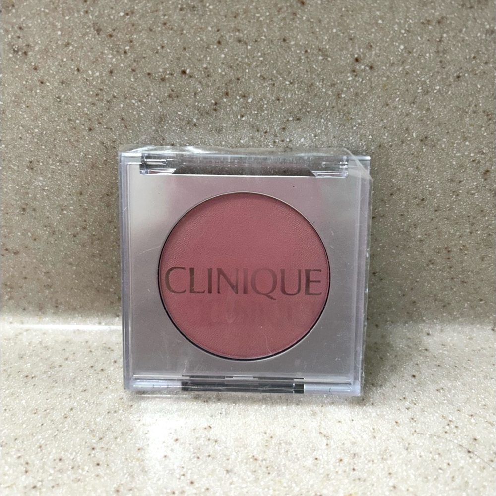 NWOB Clinique Blushing Blush Powder, Cupid